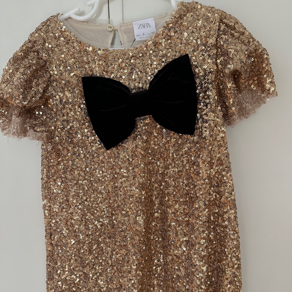 Girl dress Zara golden